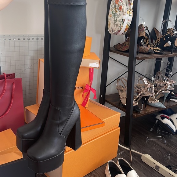 Black platform knee high boots vegan - Picture 7 of 8